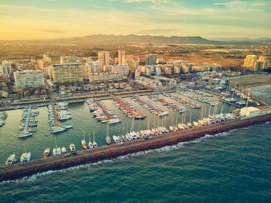 Fantastico Apartamento Junto Al Mar Valencia Kültér fotó
